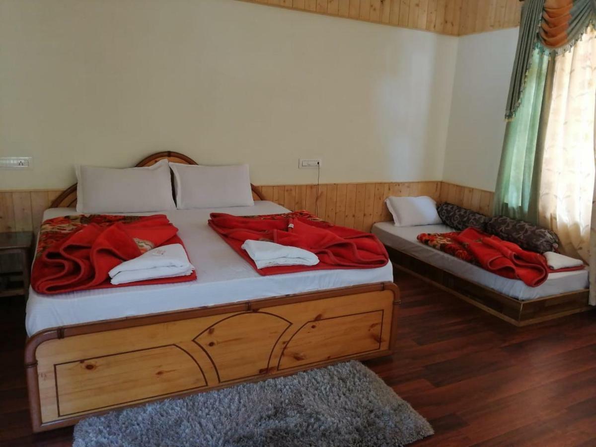 The White House Hotel Kasol Luaran gambar