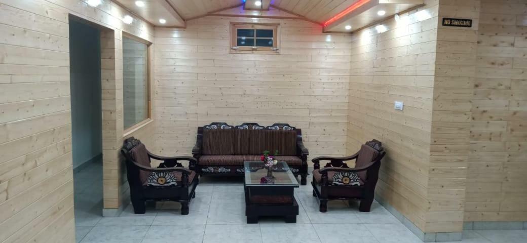 The White House Hotel Kasol Luaran gambar