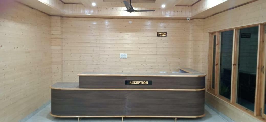 The White House Hotel Kasol Luaran gambar